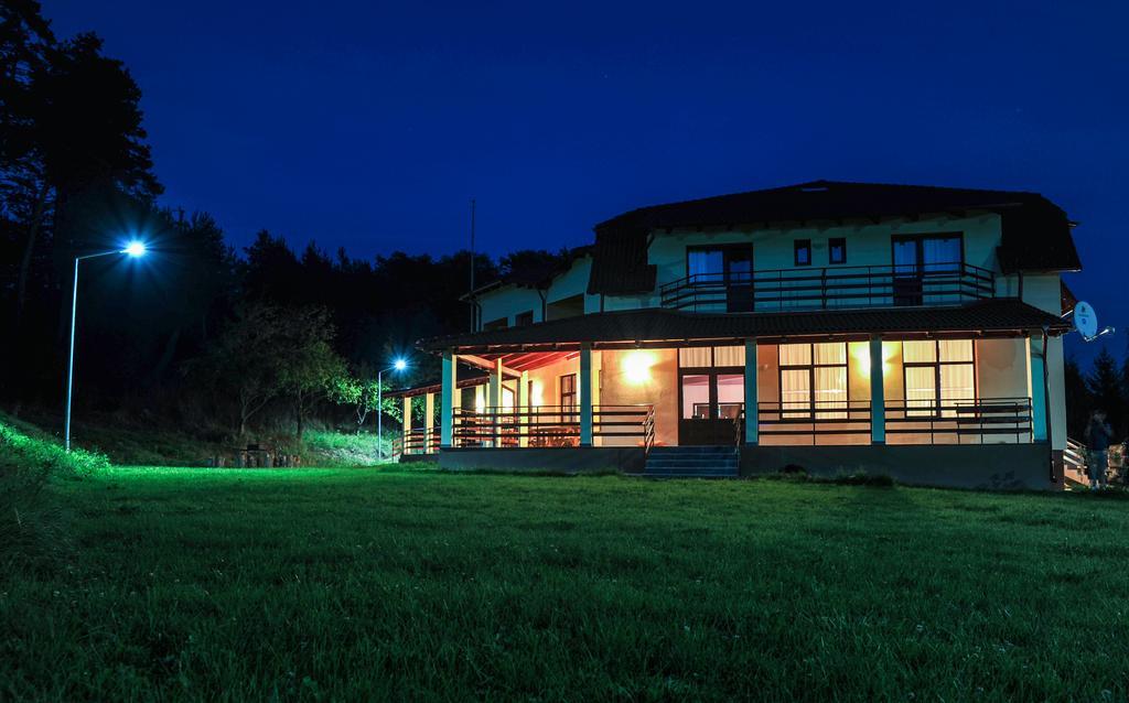Rasarit De Soare Hotel Rotbav Buitenkant foto